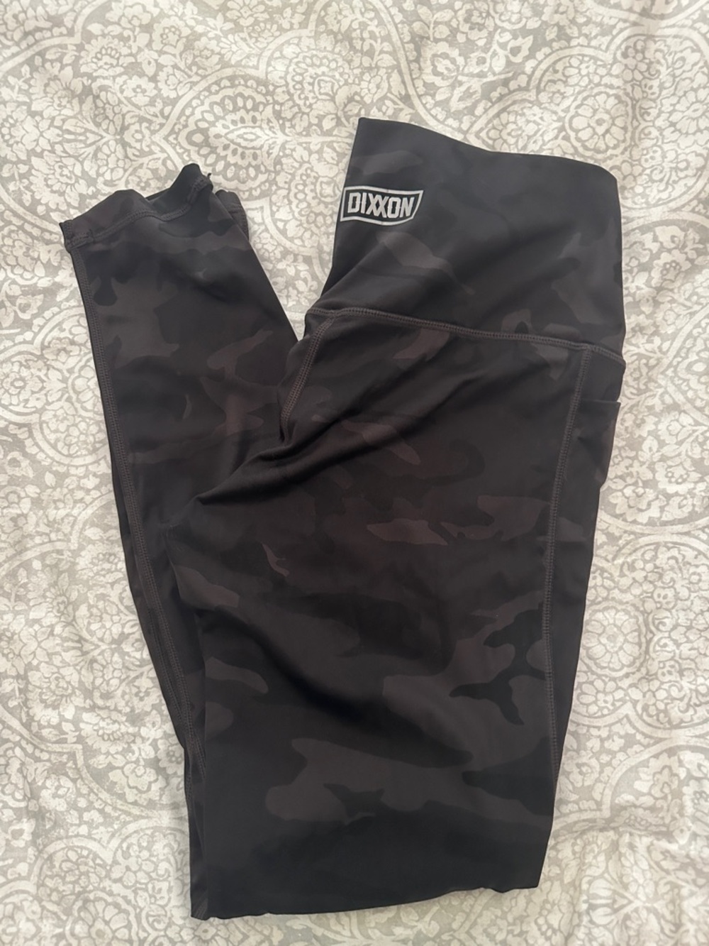 DIXXON WOMEN'S CLASSIC LEGGINGS - CAMO